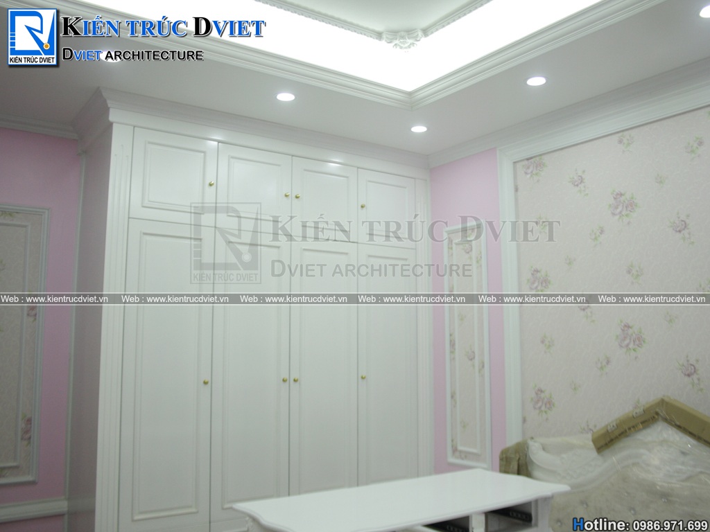 thi cong noi that tan co dien biet thu Pháp 3 tang tai Thanh Hoa (13).jpg